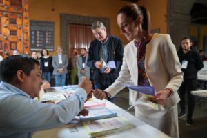 Presidenta Claudia Sheinbaum Participa en la Primer Elección del Poder Judicial