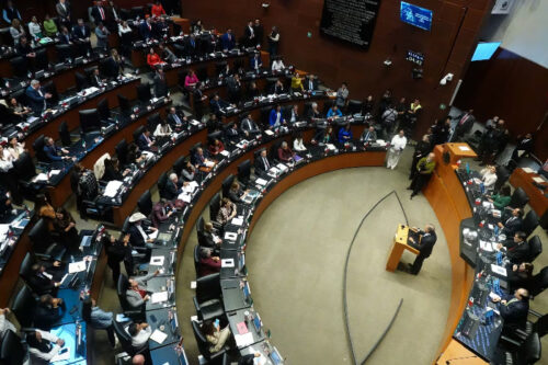 Aprueba Senado Reforma Constitucional para Limitar Pensiones de Entidades Públicas; Remite el Proyecto a Diputados