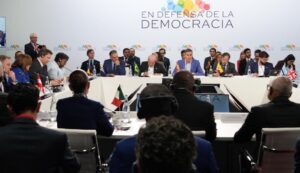 Claudia Sheinbaum: México Sede en 2027 de la Cumbre en Defensa de la Democracia