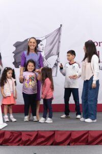 Claudia Sheinbaum Impulsa Bienestar Infantil con Entrega de Becas “Rita Cetina”