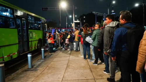 Falla Eléctrica Suspende Tramo Miguel Ángel de Quevedo–Universidad; hay Apoyo con RTP
