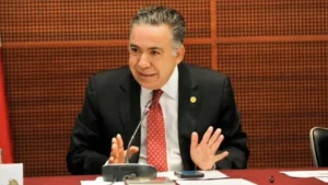 Enrique Inzunza Declara que no se Entregará a EU y Permanece en Culiacán