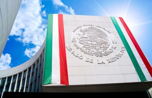 Arte y Cultura Universitaria Llegan al Senado de la República