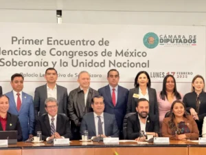 Defensa del País y Soberanía Depende del Conocimiento Histórico, Señala Ricardo Monreal