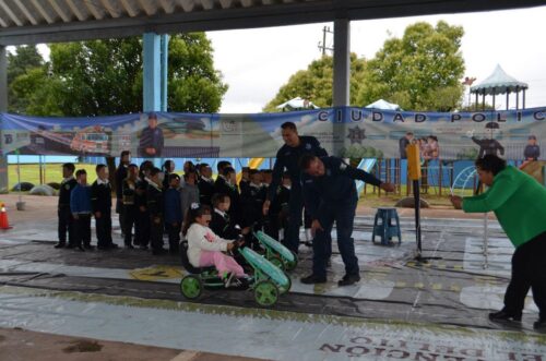 Acercan Corporaciones de Seguridad a la Niñez de Acaxochitlán