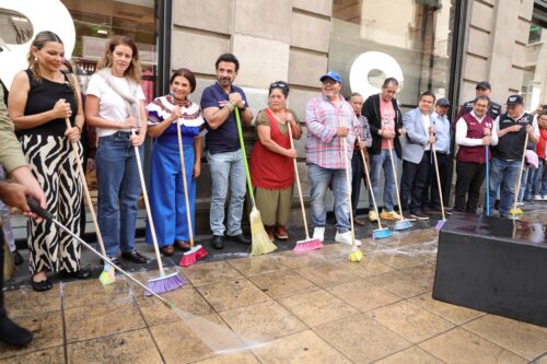 Clara Brugada Encabeza Tequios de Limpieza en el Centro Histórico