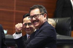 Congreso Defiende los Derechos Laborales de Trabajadores Agrícolas