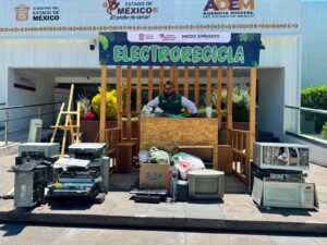 Recolectan Televisores, Celulares y Computadoras Para su Reciclaje
