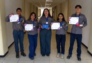 UNEVT Gana Cinco Primeros Lugares en Ciencia y Tecnología en El Salvador